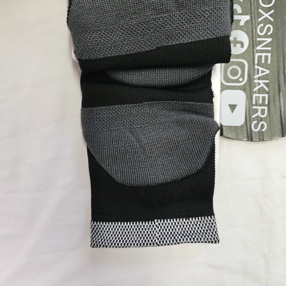 Nike Spark Cushioned Ankle Running Socks Men's Size 8-9.5 Women's 9.5-11 - Picture 4 of 6